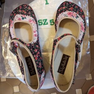 Chocolatica's  size 5  multicolor